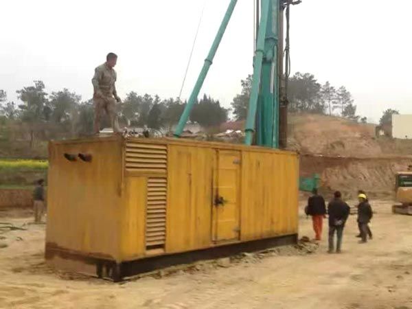栾川如何判断水冷式机油散热器密封件是否需要更换？